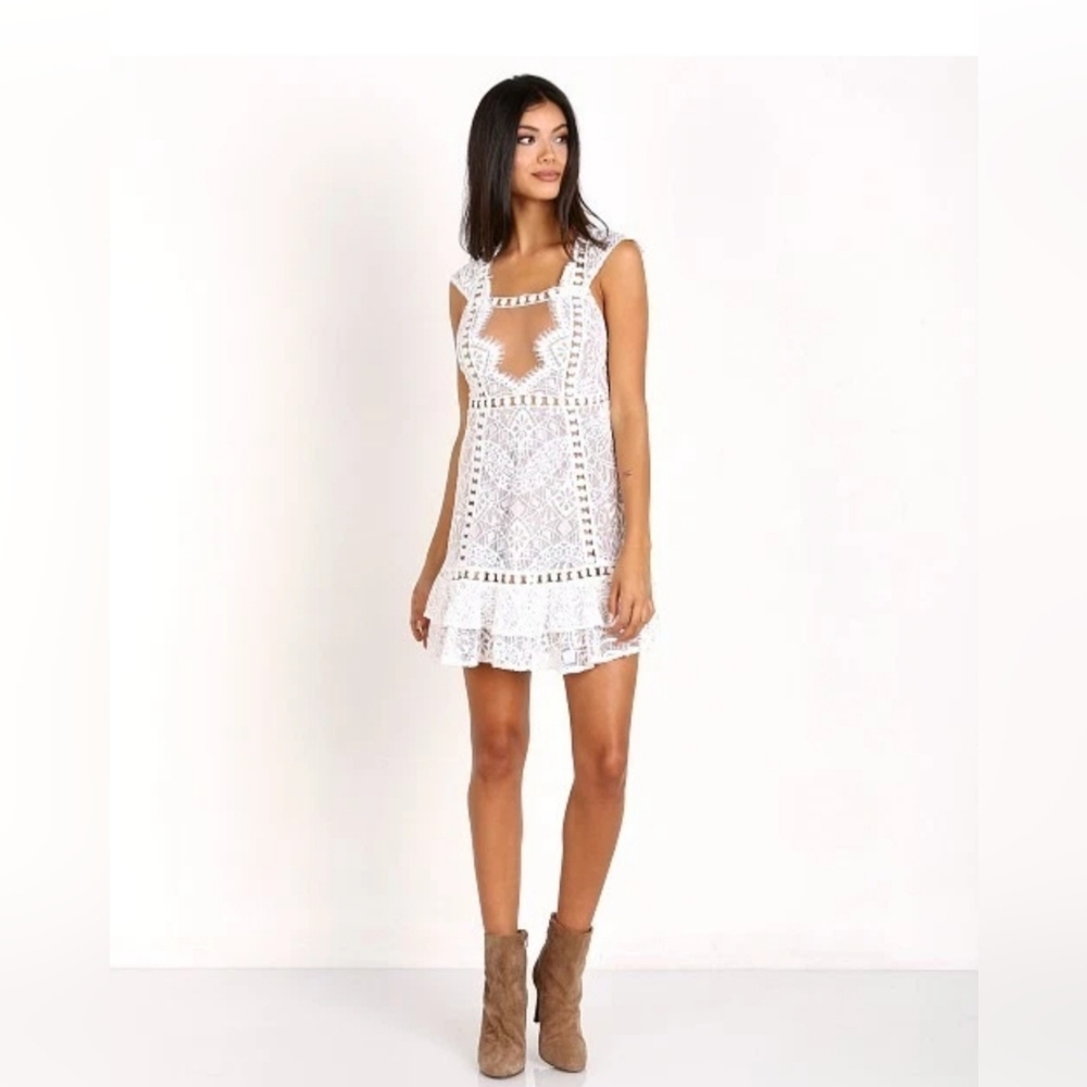 FOR LOVE AND LEMONS Emerie Sleeveless White Lace Illusion Mini Dress S NWT - Picture 2 of 14